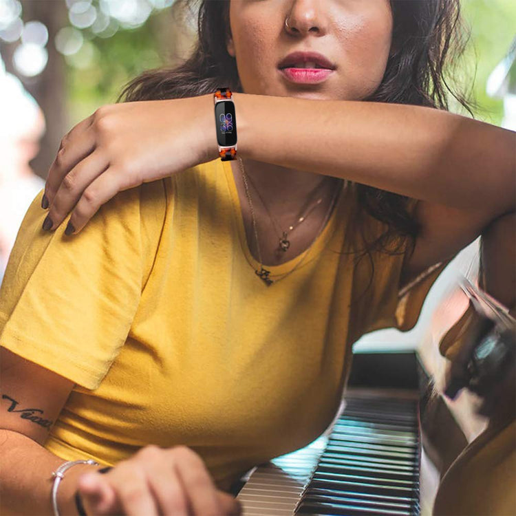Mega Nydelig Plastik Rem passer til Fitbit Inspire 3 - Brun#serie_3