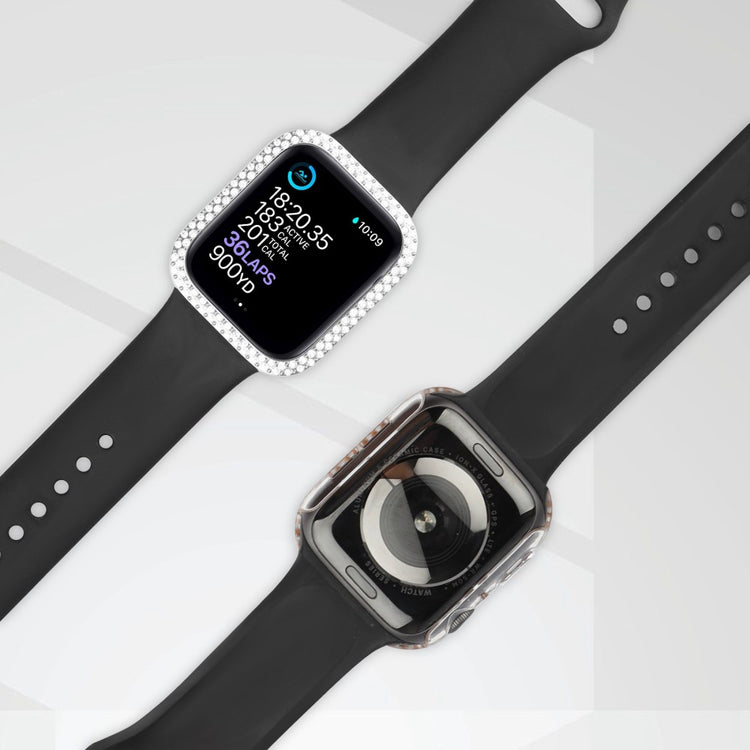 Super Fint Apple Watch Series 8 (45mm) / Apple Watch Series 7 45mm Cover med Skærmbeskytter i Plastik, Rhinsten og Hærdet Glas - Gennemsigtig#serie_2