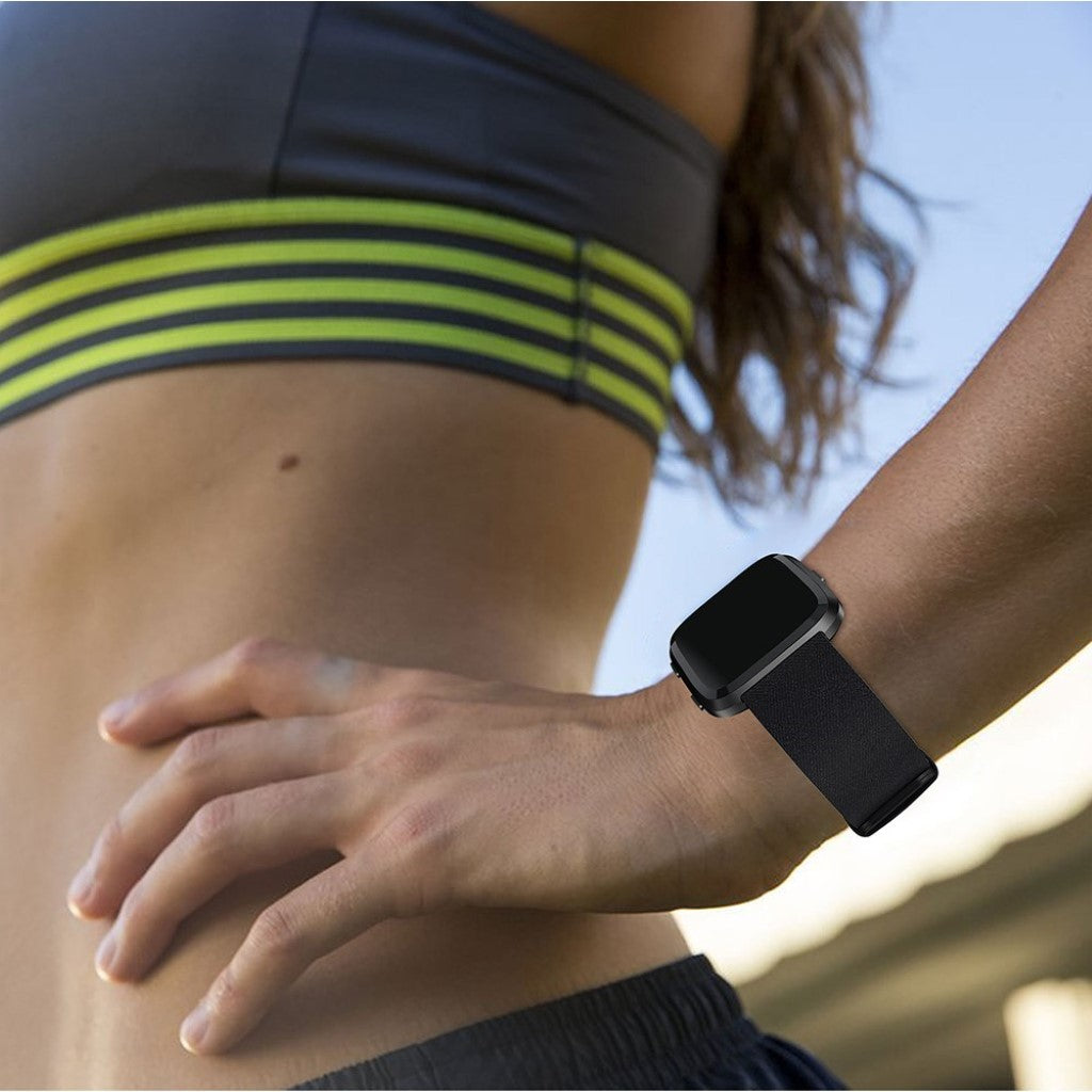 Komfortabel Fitbit Versa Nylon Rem - Sort#serie_4